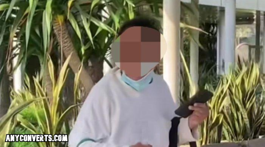 Lansia Marah-Marah dan Teriaki Wanita ‘Teroris’ di Halte Taman Anggrek: Ada Apa Sebenarnya?